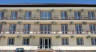 Гостевой дом Hadezhda Guest-House Кабардинка-0